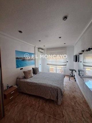 Casa adosada en venta en Catral