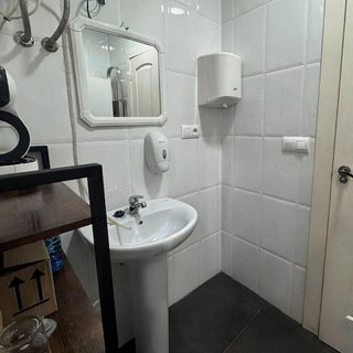 Local comercial en venta en Corrales de Buelna (Los)