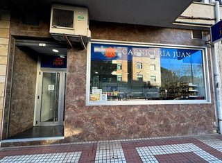 Local comercial en venta en Corrales de Buelna (Los)