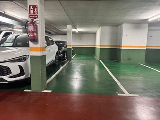 Garaje en alquiler en Centre en Sabadell