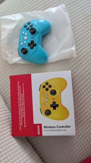 Controller wireless Nekan blu per N-Switch/Lite