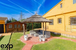 Chalet en venta en Entrepinos en Eliana (l´)