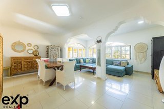 Chalet en venta en Entrepinos en Eliana (l´)