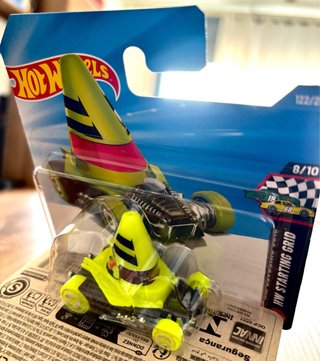 Hot Wheels (TH) Cone Shaker