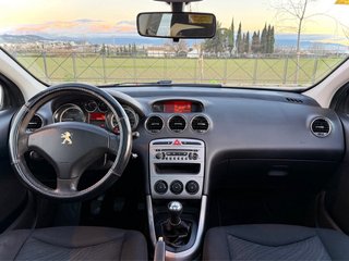 Peugeot 308 2011