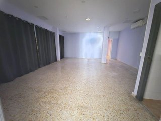 Local comercial en venta en Parque de la Bombilla-Pla de Rascanya en Llíria