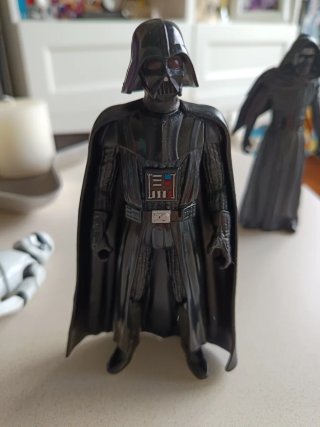 3 Figuras Star Wars: Vader, Stormtrooper, Kylo Ren