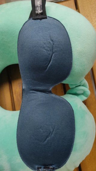 Set de viaje: almohada y antifaz Natura