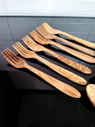 Set posate legno ulivo fatte a mano
