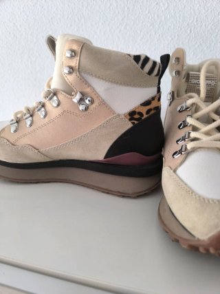 Botines Gioseppo Beige y Rosa