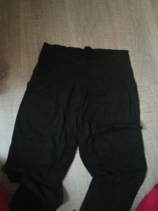 Lote 4 Sujetadores, vestido y pantalones.