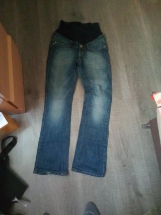 Lote 4 Sujetadores, vestido y pantalones.