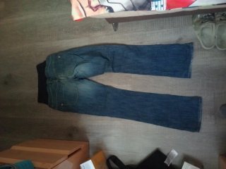 Lote 4 Sujetadores, vestido y pantalones.