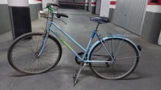 Bicicleta paseo vintage turquesa CRABASA