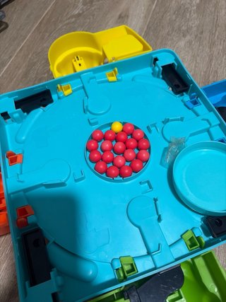 Juego de mesa traga bolas