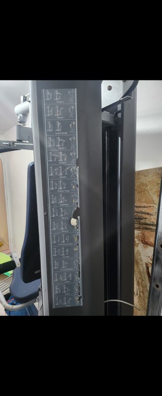 Máquina de pesas multiestación BH