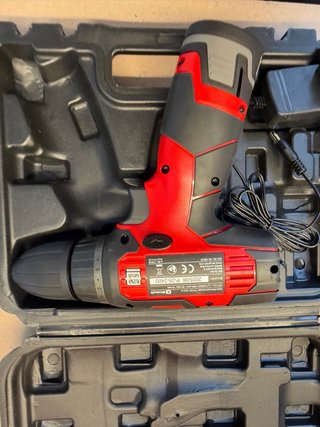 Taladro Einhell 12V con maletín