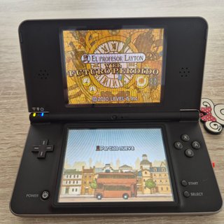 Nintendo DSi XL Negra + Funda Minnie Mouse