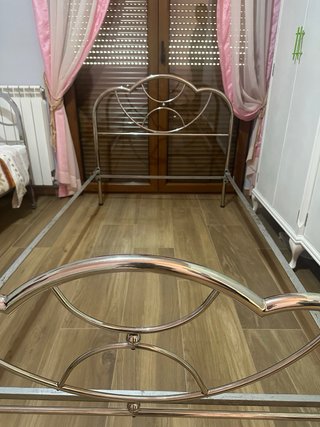 Cama niquelada 105 cm