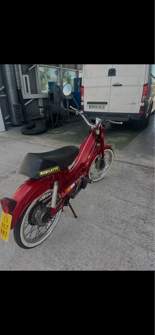 Mobylette Cady Roja etiqueta B
