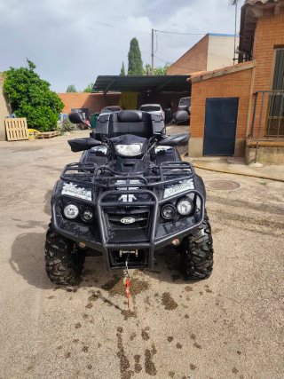 TGB Blade 550 2013 - 5990 km con maletero adiciona