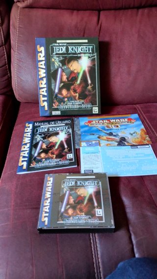 Star Wars Jedi Knight + Mysteries of the Sith PC