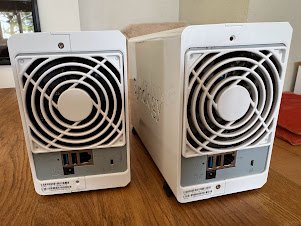 1 x NAS Synology DS215j (Sin discos)