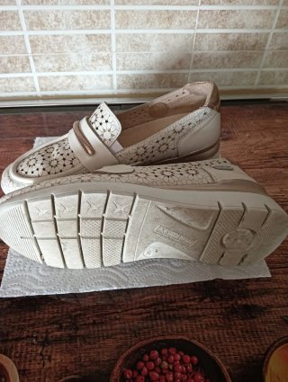 Zapatos Pikolinos Mujer Blanco y Dorado