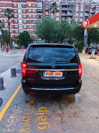 Lancia Voyager 2013