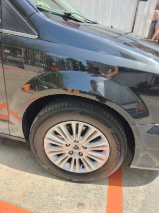 Lancia Voyager 2013