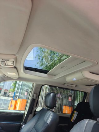 Lancia Voyager 2013