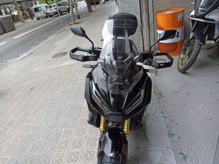 HONDA X-ADV 750