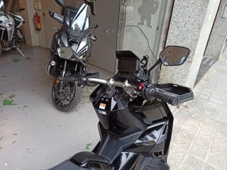 HONDA X-ADV 750