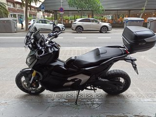HONDA X-ADV 750