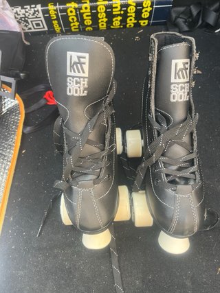 Patines 4 Ruedas Negros KRF School