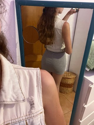 Falda elástica gris