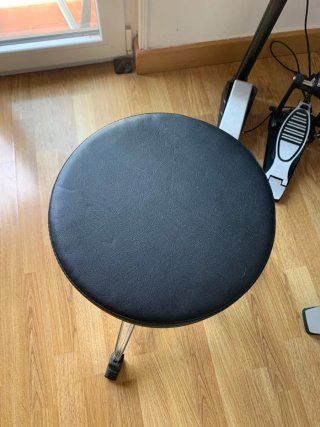 Batería electrónica con módulo Roland TD-07