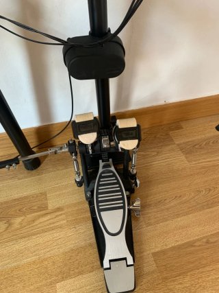 Batería electrónica con módulo Roland TD-07