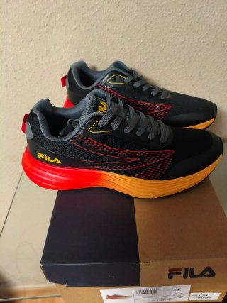 Zapatillas Fila Running Negras Naranja