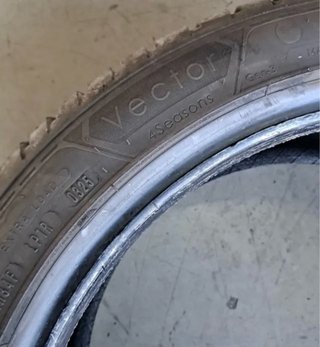 2 Cubiertas Goodyear 225/45 R18 All Season