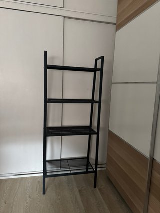 Estantería Metálica Oscura Ikea