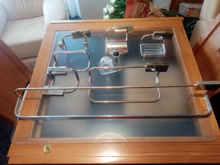 Mueble espejo baño y otros accesorios
