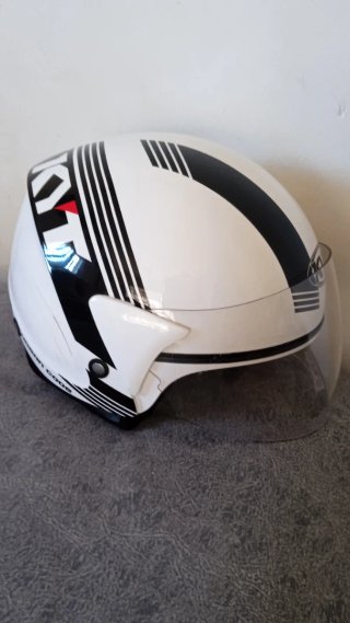 Casco Moto KYT Talla S Blanco y Negro