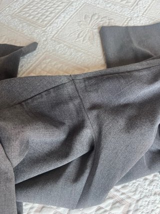 Pantalón gris Stradivarius talla XL
