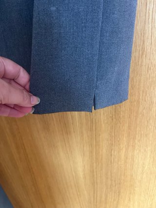 Pantalón gris Stradivarius talla XL