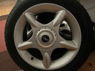 Llantas Mini con neumáticos Pirelli Runflat