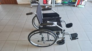 Carrozzina disabili autospinta