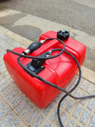 Zodiac Ozeam 3.60 + Motor Sail 6cv.