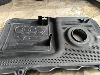 Tapa motor Audi S3 8L