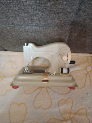 Máquina de coser infantil Annabella